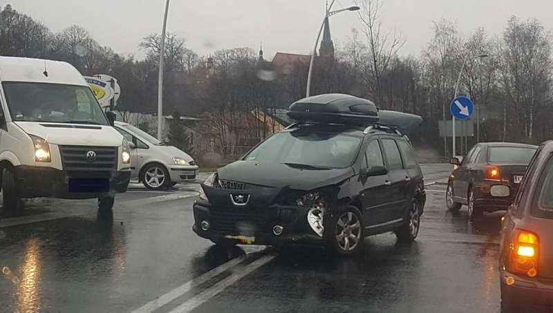 Sucha Beskidzka. Kolejna kraksa na tym skrzyżowaniu