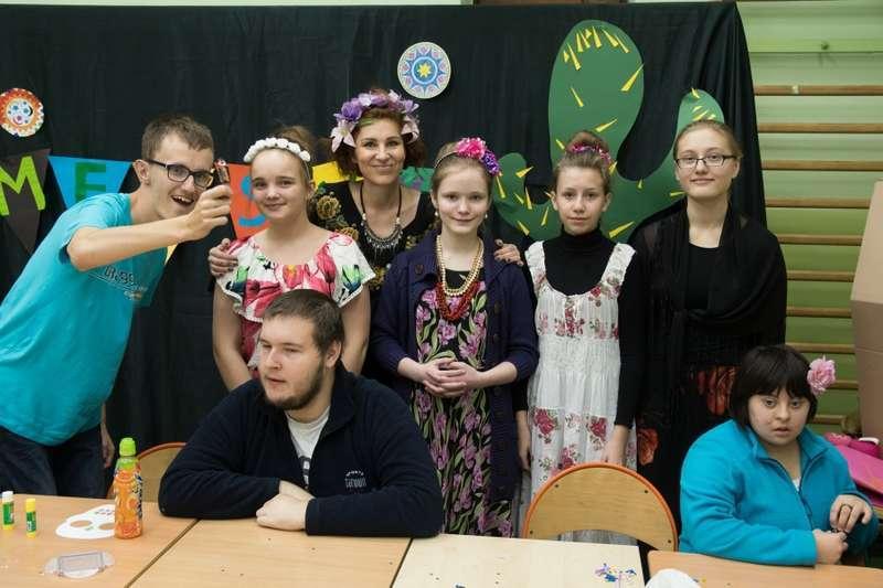 Kolorowy Wieczór Filmowy w Makowie