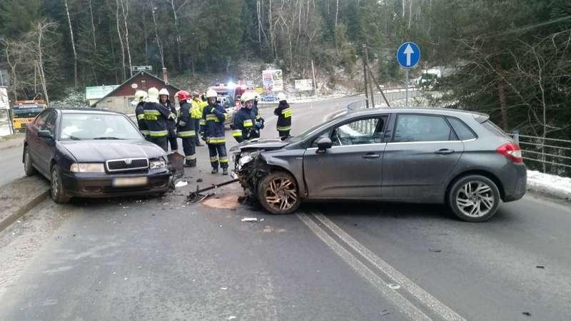 Kolizja na krajowej siódemce w Naprawie