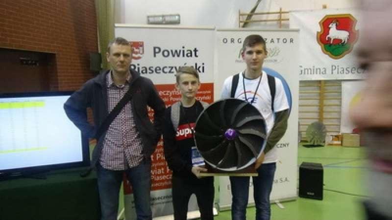Uczniowie z gminy Jordanów w elicie łowców wiatru!