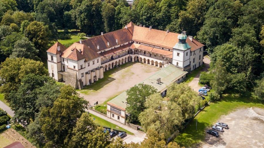 Niemal sto tysięcy na ochronę Zamku