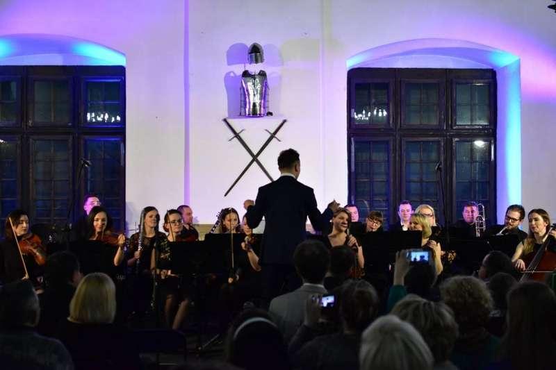 5. Karnawałowy koncert Szkoły Muzycznej w suskim zamku (wideo)
