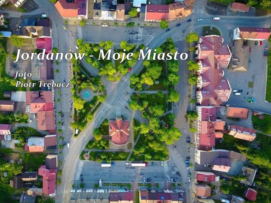 Miliony popłyną do Zielonego Miasteczka