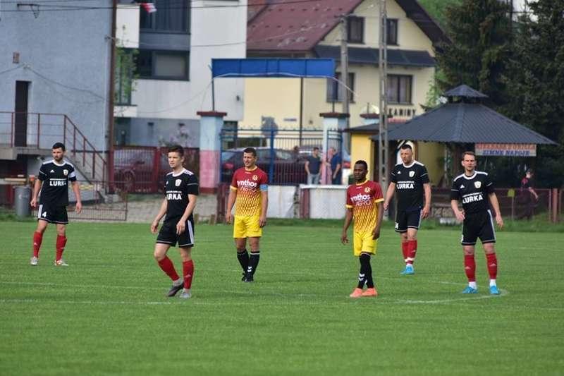 Piłkarska Majówka: Profesor Garbarz, Tempo lepsze niż Victoria, Babia Góra odczarowała swój stadion