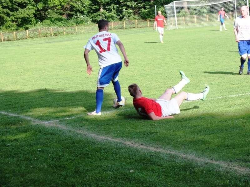 Mak strzela, Piast zostaje!