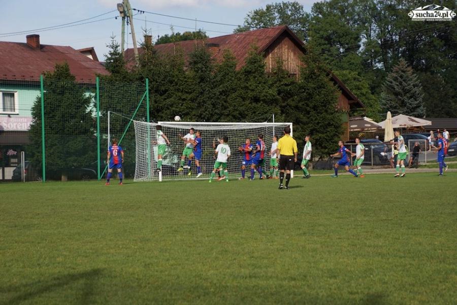 Piłkarski weekend: Tempo, Huragan i BCS zmietli rywali, Babia Góra, Naroże i Żuraw też na duży plus