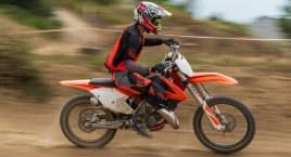 Mogło skończyć się dużo gorzej. Dwaj 13-latkowie ucierpieli w wypadku motocyklowym
