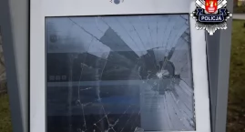 Wyżył się na infokiosku! Nie wziął po uwagę jednego (video)