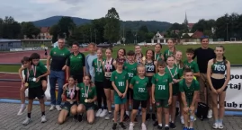 Lekkoatletyczna zmagania w Suchej Beskidzkiej. Medale dla zawodników SKL Sucha Beskidzka i UKS Bieganie.pl Stryszawa