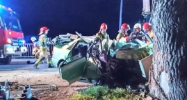 (AKTUALIZACJA) Poważny wypadek w Naprawie na DK28, śmigłowiec LPR w akcji