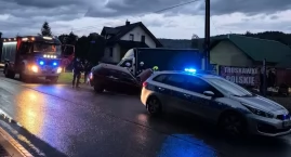 Kompletnie pijany kierowca zakończył jazdę w rowie. &hellip;