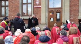 Ks. Piotra Natanek stanął przed sądem! Po rozprawie chwalił atmosferę na sali! 