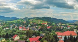 Porozumienie zawarte. Gmina Jordanów przyjmie repatriantów z Kazachstanu. Wybuduje dla nich dom! 