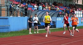 Dziewczęta z SP1 Stryszawa i chłopcy z SP1 Zawoja triumfują w Czwórboju Lekkoatletycznym