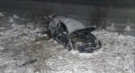 Nocne dachowanie. Jedna osoba wymagała hospitalizacji 