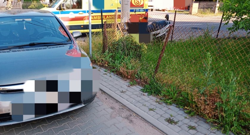 Wymuszenie pierwszeństwa w Ciechanowcu. 25-latek w szpitalu [foto]