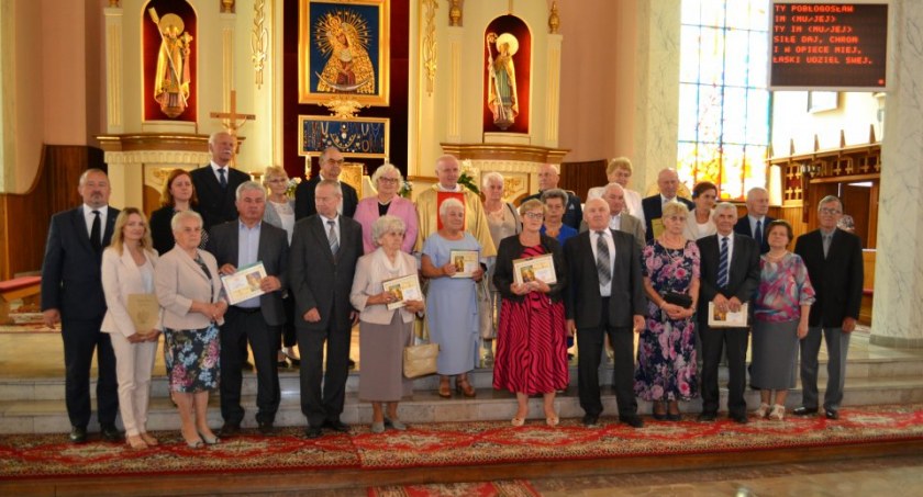 Złote Gody w gminie Szepietowo. Dwanaście par odebrało medale za długoletnie pożycie małżeńskie [foto]