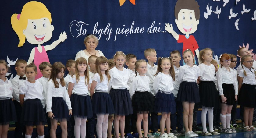 Wysokie Mazowieckie: Sześciolatki z PM2 pożegnały mury przedszkola [FOTO]