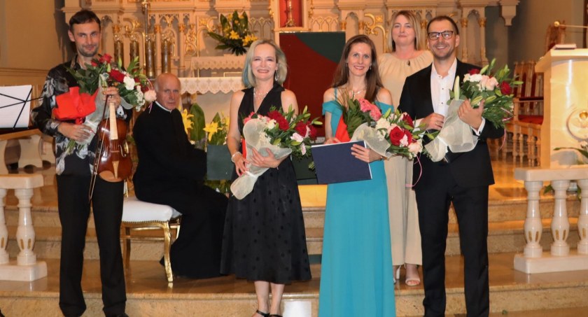 Koncert Ave Maria w kościele Jana Chrzciciela. Artyści wykonali piękne arie o tematyce kościelnej [foto]