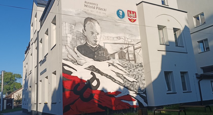 Kolejny mural powstał na terenie powiatu. Rotmistrz Pilecki na murach ZSOiZ w Ciechanowcu