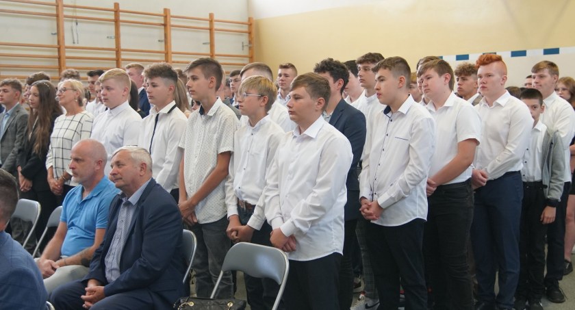 Uroczyste rozpoczęcie roku szkolnego w Centrum Kształcenia Zawodowego w Wysokiem Mazowieckiem [FOTO] 
