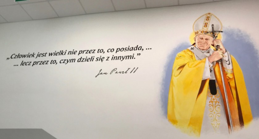 Szkoła w Łempicach z imieniem i po remoncie [foto]