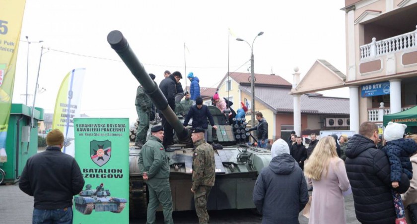 Piknik militarny znowu w Czyżewie. 