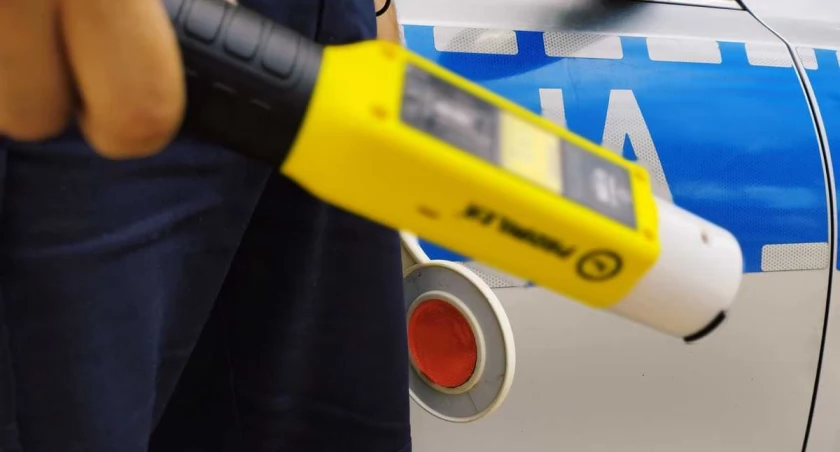 Kierowca ciągnika spowodował kolizję. Miał ponad 3 promile 