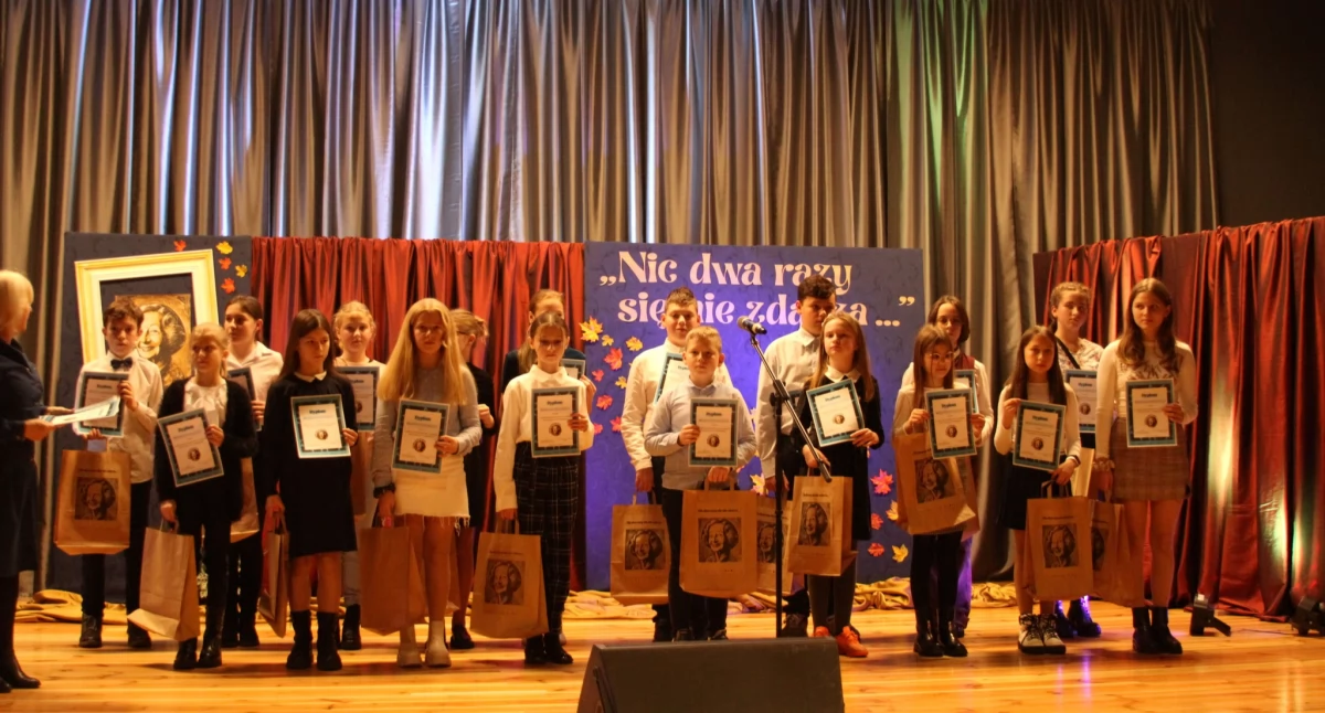 Poezja w mowie i śpiewie. Dwa konkursy w Ciechanowcu rozstrzygnięte foto]