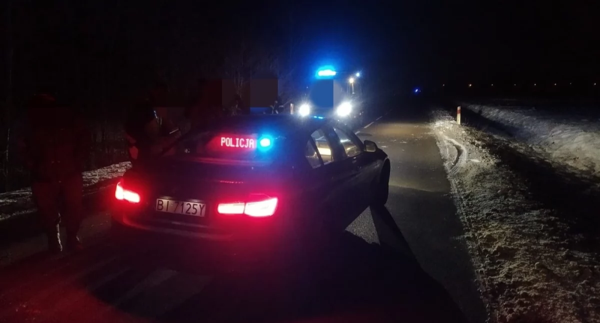 Pieszy nie miał szans z ciężarówką. Tragiczny wypadek w gminie Ciechanowiec [FOTO]