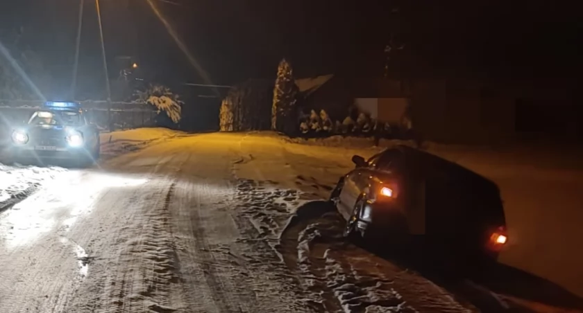 Kolizja w Sokołach. 27-latek był nietrzeźwy i poszukiwany
