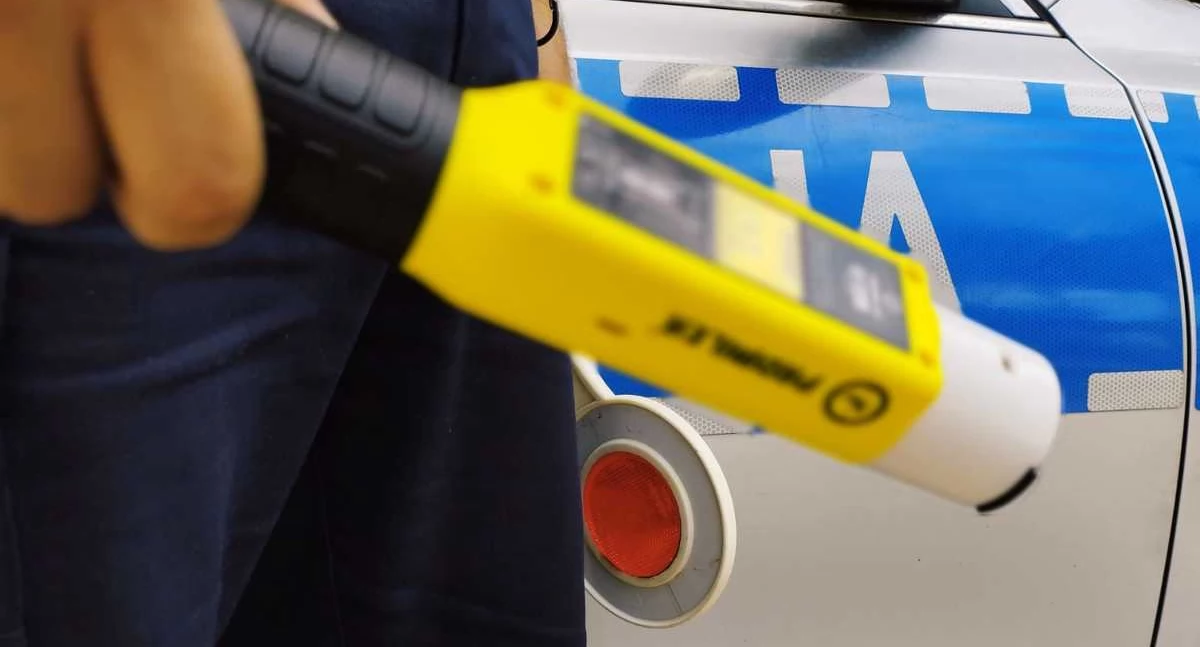 Nieodpowiedzialny kierowca w rękach policji. Prowadził na 
