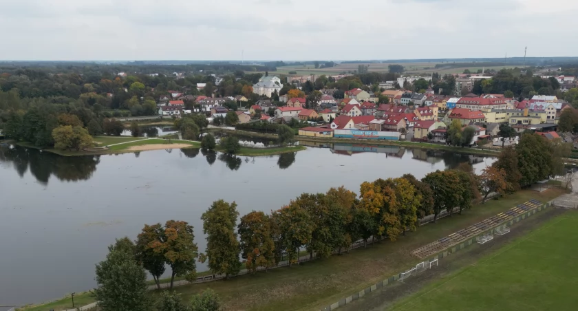 Ciechanowiec: Z rzeki wyciągnięto ciało. Trwa ustalanie tożsamości [aktualizacja]