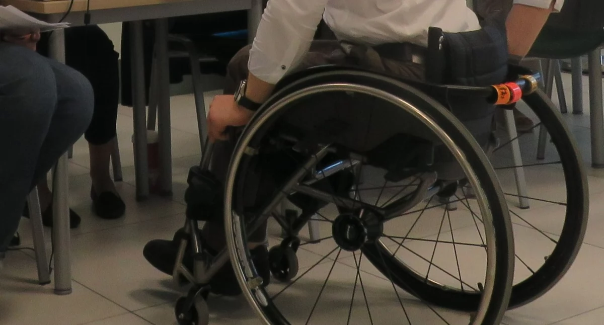 Od marca więcej osób może skorzystać z 500 plus dla niesamodzielnych