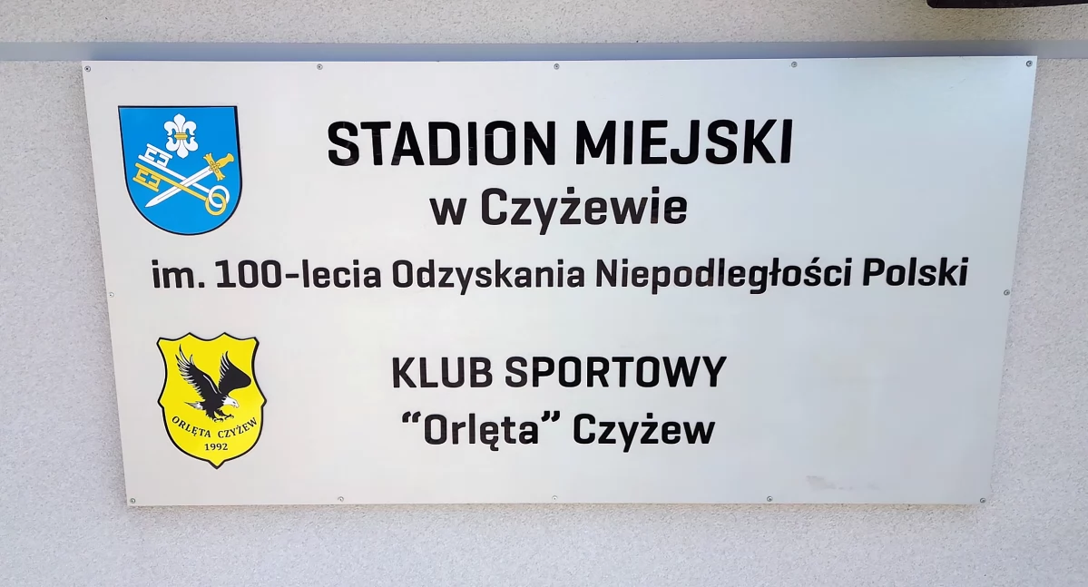 Orlęta lepsze od Sparty w derbach powiatu. Zamieszki na stadionie