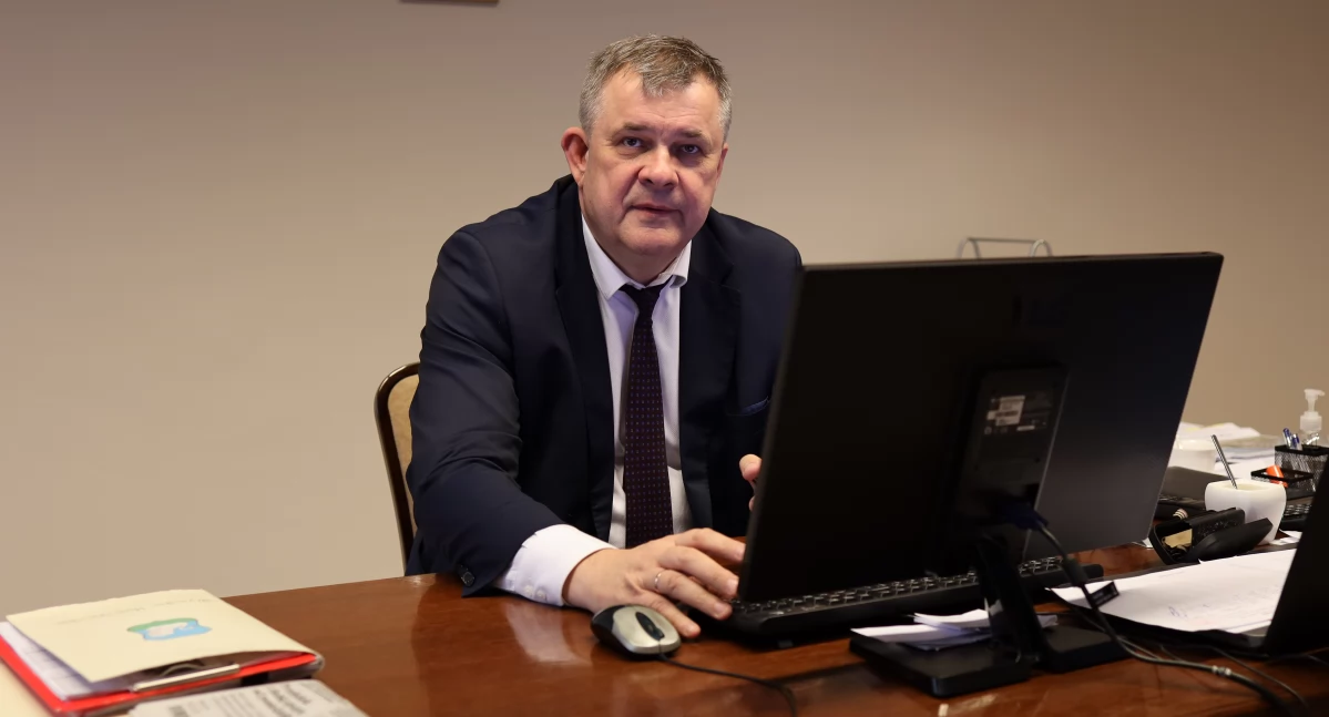 Jarosław Siekierko obronił się. Będzie nadal burmistrzem Wysokiego Mazowieckiego