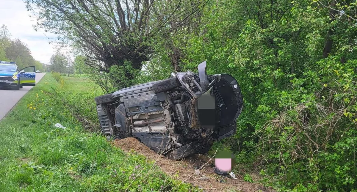 Wypadek na trasie Wysokie Mazowieckie - Czyżew. Jedna osoba w szpitalu [foto]