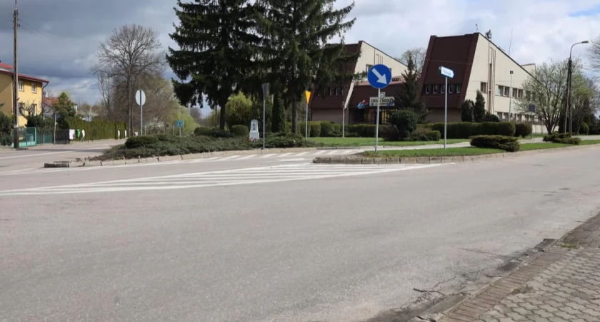 Trzy oferty na przebudowę DW690 w Czyżewie