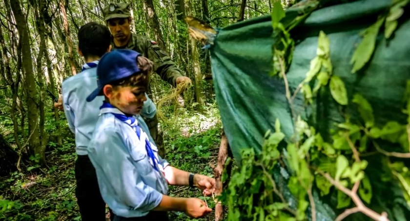 Obóz skautowy z wojskiem i nie tylko - praktyczny survival i szkolenie z bezpieczeństwa