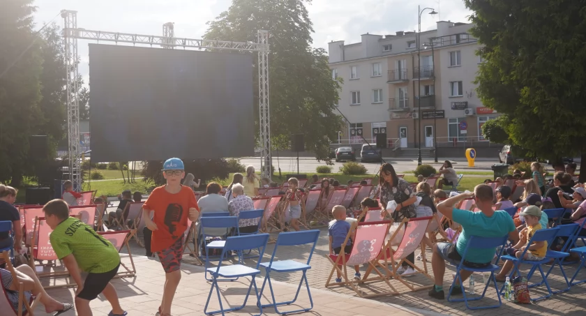 Podlaskie Kino Plenerowe ponownie zawitało do Wysokiego Mazowieckiego [FOTO]