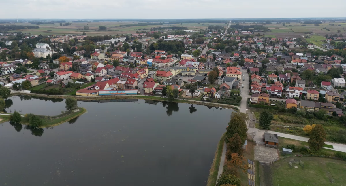 Ciechanowiec: Woda w kąpielisku nieprzydatna do kąpieli. Zakwitły sinice