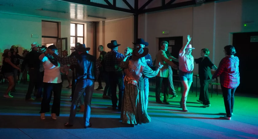 Podlaski western, czyli Potańcówka pod Chmurką w stylu country w Wysokiem Mazowieckiem [FOTO]