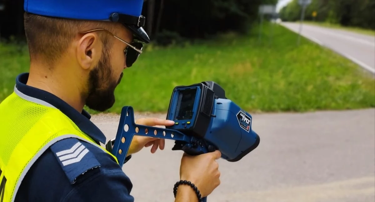 105 km/h przez gminę Nowe Piekuty. 30-latek stracił prawo jazdy i zapłacił wysoki mandat