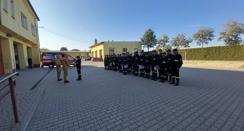 38 osób ukończyło szkolenie podstawowego strażaka ratownika Ochotniczych Straży Pożarnych