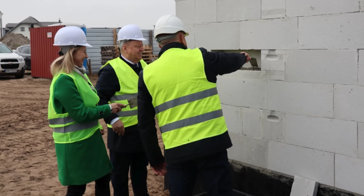 Kamień węgielny pod budowę przedszkola w Brzóskach-Falkach wmurowany [foto]