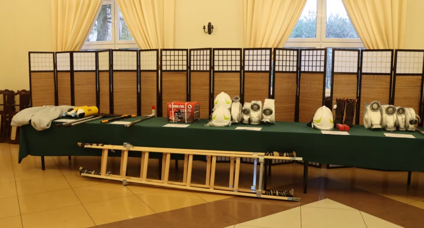 Jednostki OSP z terenu Gminy Nowe Piekuty otrzymały nowy sprzęt ratowniczo-gaśniczy [foto]