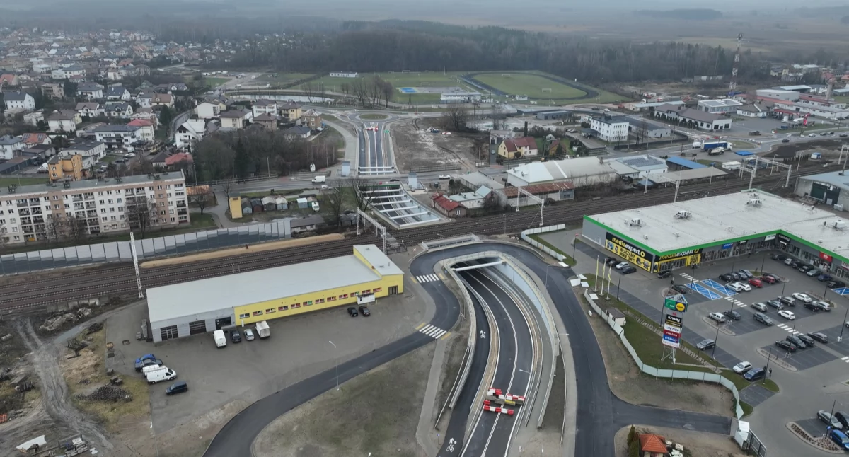 Kolejny bezpieczny przejazd w ramach modernizacji linii E75 na odcinku Czyżew – Białystok