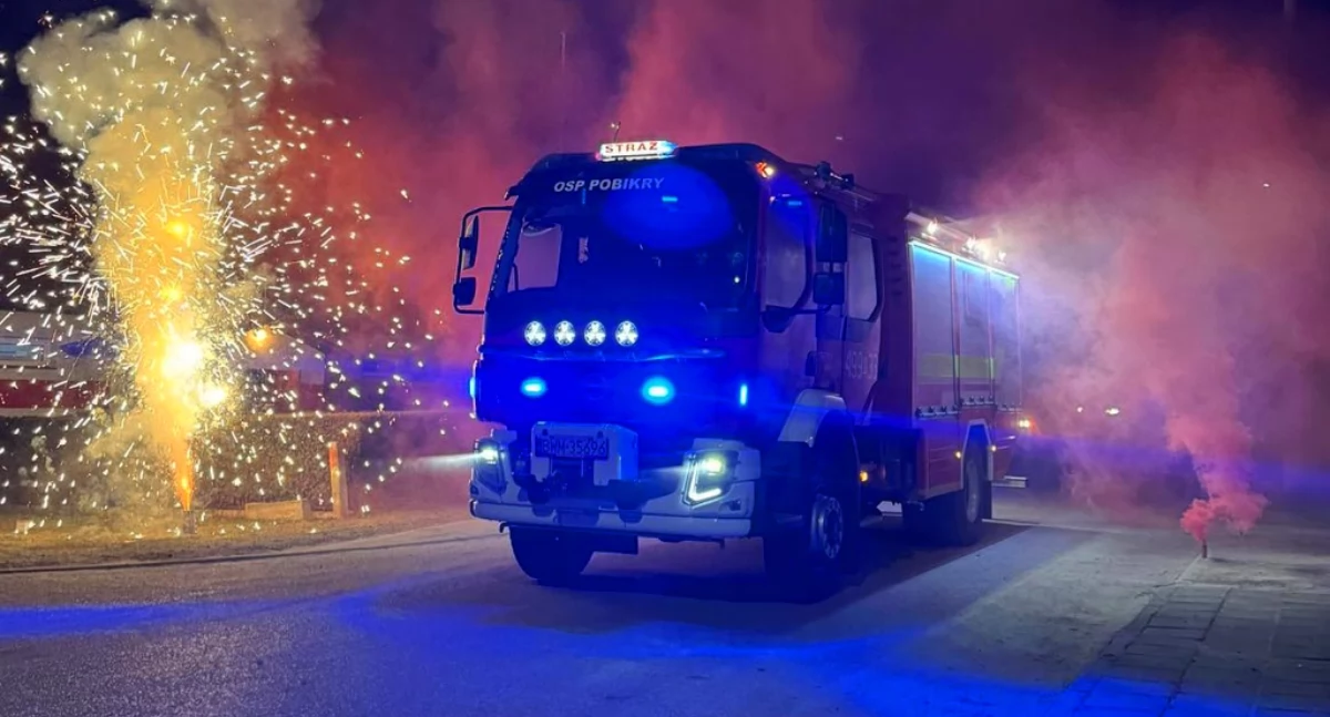 Nowy wóz trafił do jednostki OSP Pobikry [foto]