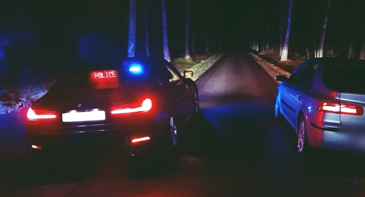 Nietrzeźwy nastolatek z sądowym zakazem wyrobienia prawa jazdy wpadł w ręce policji