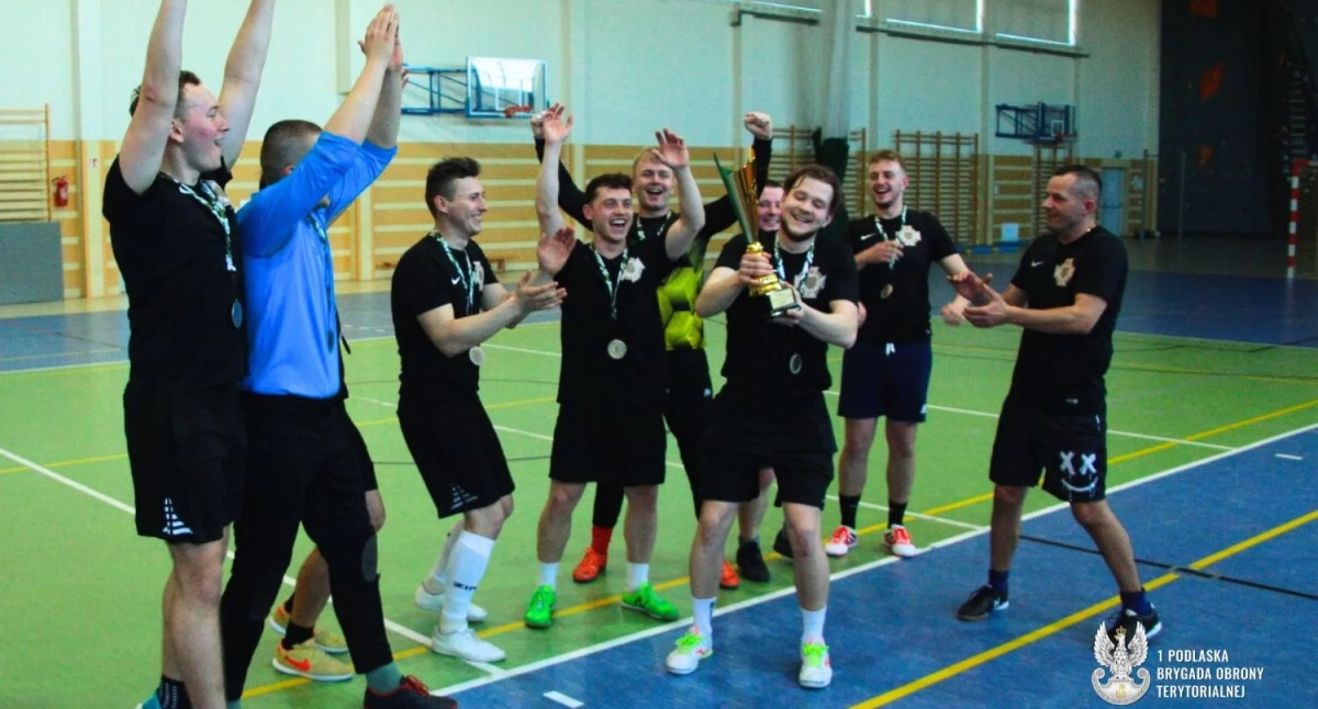 Mistrzostwa 1. PBOT w piłce nożnej. Triumf żołnierzy z Dąbrowy Moczydeł